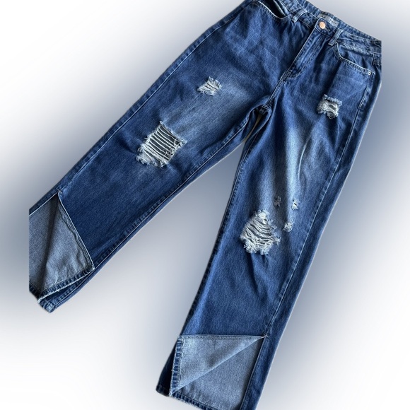 YMI Women's Distressed Medium Wash Blue Jeans, Size 29 (Juniors) - Picture 1 of 9